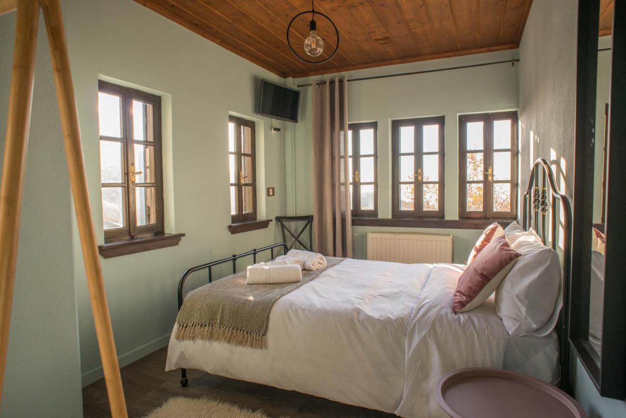 Charis Guesthouse 马克里尼撒 外观 照片